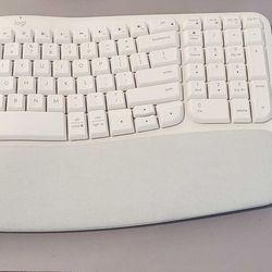 Logitech Wave Keys 