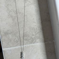 Sterling Silver 1/4 CTTW Flower Necklace