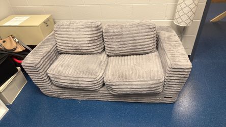 Boneless Loveseat