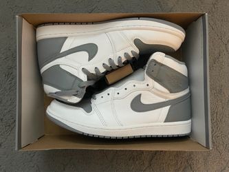 Air Jordan 1 Retro High OG 'Stealth' Men Size 11