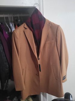 Eleganzea Platinum byGiorgio Sanetto, camel hair overcoat.