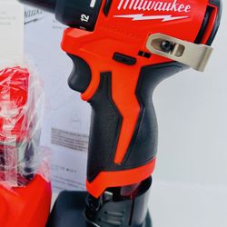 Milwaukee, M12 Subcompact Brushless Drill Tool Only Tool Only 