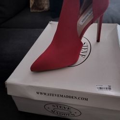 Steve Madden Heel/Red