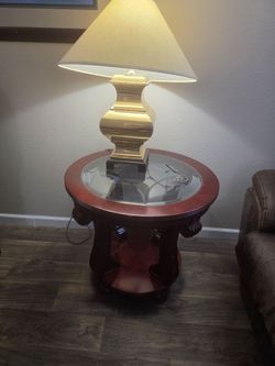 Coffee and end table with lamp