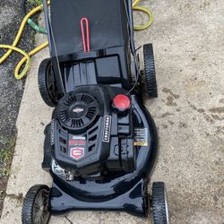 Craftsman 21 Inch Push Lawn Mower Runs Great 