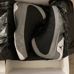 Air Jordan 9 Retro - Particle Grey