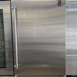 HESTAN 36”WIDE BUILT IN BOTTOM FREEZER REFRIGERATOR 