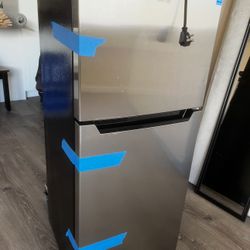 Danby Refrigerator  Like New
