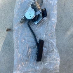 Subaru Forester Gas Pedal 