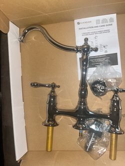 Glacier Bay Lyndhurst Double Handle Bridge Kitchen Faucet