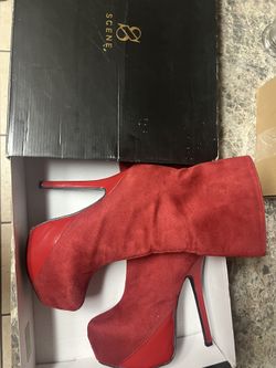 Scene Burgundy Heels