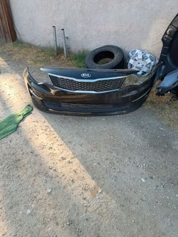 Car bumper _hood _left bumper  for a 2020 kia