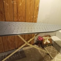 Ironing Board Good Condition $8.00 