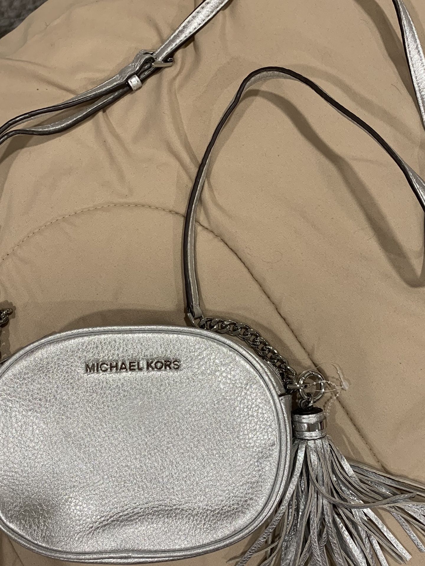 New Mk Authentic 100%