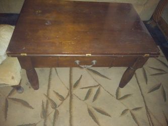 Coffee table/ dining room table