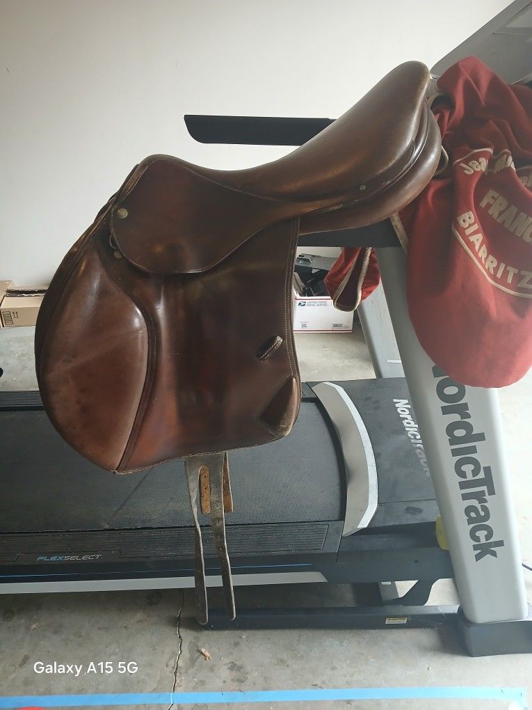 16 Inch English Saddle