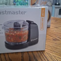 1 1/2  cup mini chopper 