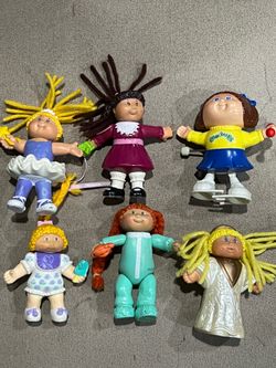 Cabbage Patch lot of 6 some posable figure, vintage Wind up cheerleader