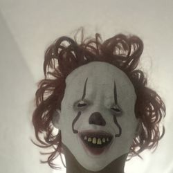 Clown mask 