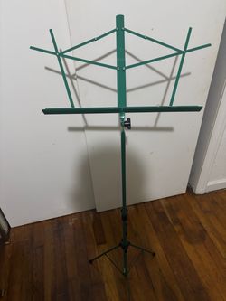 Onstage music stand