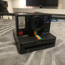 Polaroid Camera 