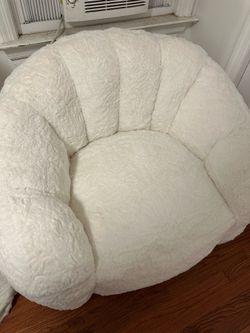 White Round Memory Foam Accent Chair