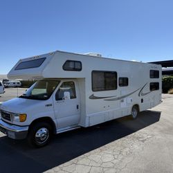 2005 Thor Four Winds 28FT With Rear Bunks 46k Miles Ready To Go Must See