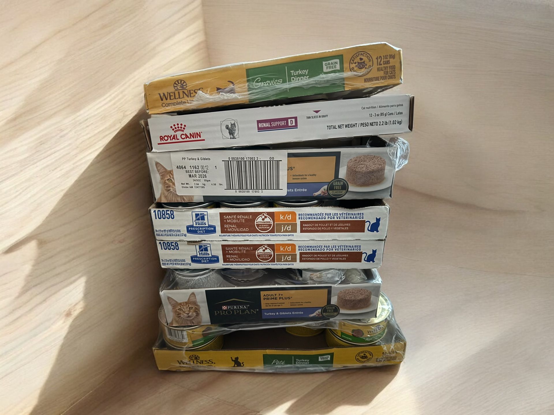 HUGE CAT FOOD LOT KIDNEY CARE ROYAL CANIN HILLS WELLNESS PURINA ALL POULTRY PATE