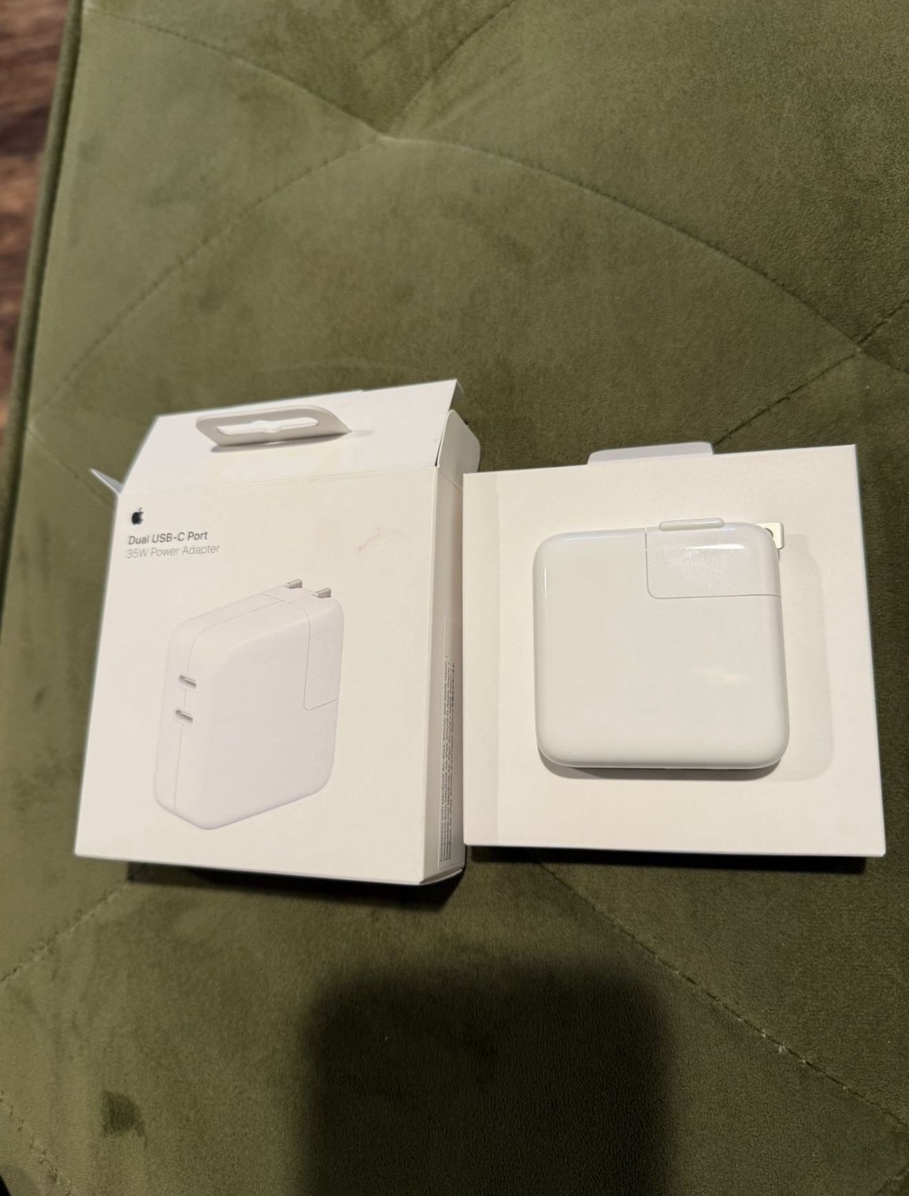 Dual USB C Port