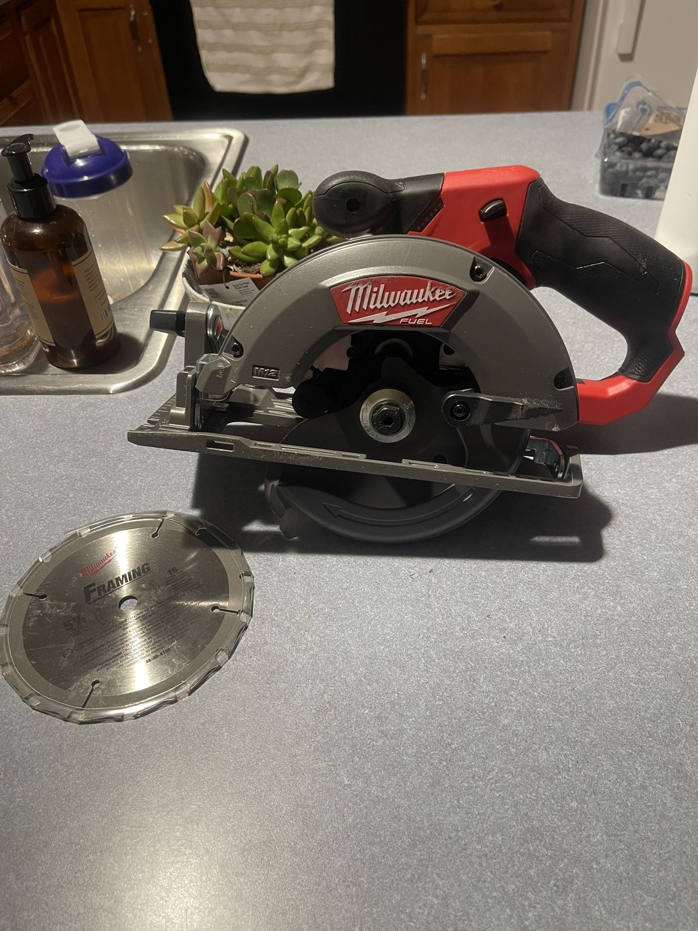 Milwaukee M12 Fuel Circular Saw