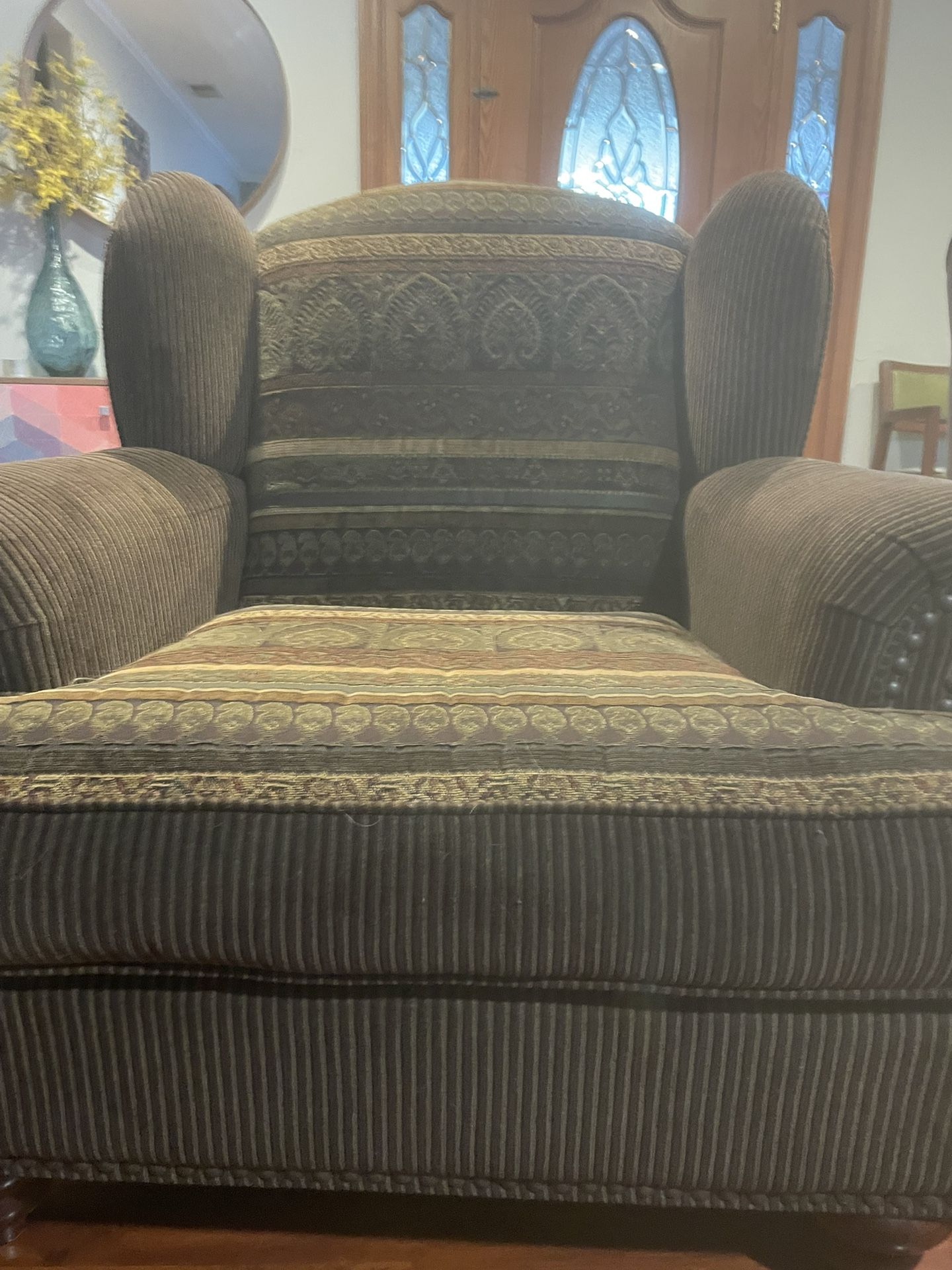2 Sofa Chairs