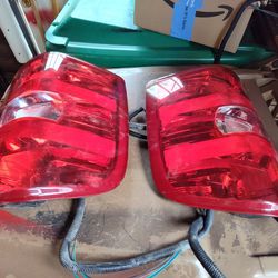 Tail Lights For 07-13 Silverado