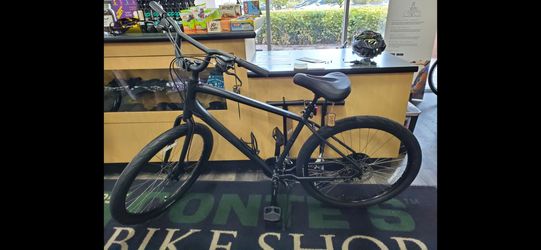 Matte Black Hybrid City Bike