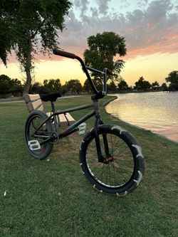 20” Custom BMX Bike | Odyssey Race Hub | Cult Parts | 300$ OBO
