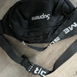 2018 Supreme Waist Bag