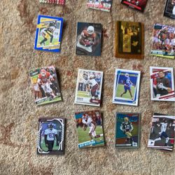 Lot Of Cards A Auto Patch And A Lot Of Rookies.