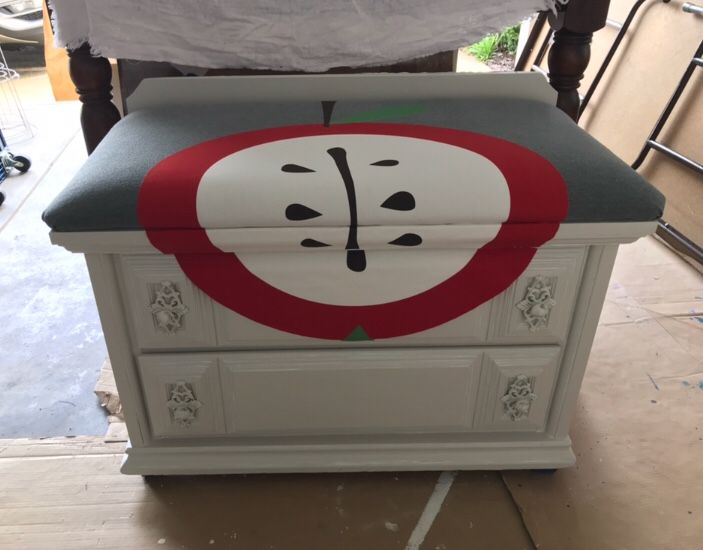 High bench with Apple appliqué & 2 drawers