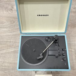 Crosley CR8005D-TU Cruiser Deluxe Vintage 3-Speed Bluetooth Suitcase Vinyl Record Player Turntable, Aqua