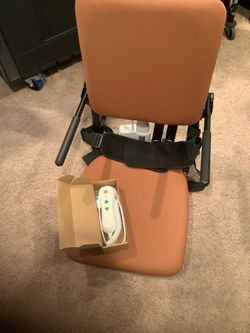 Floor lift with storage cabinet