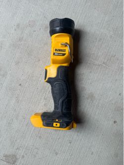 Dewalt 20v flashlight