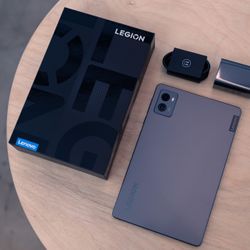 Lenovo Legion Y700 Tablet