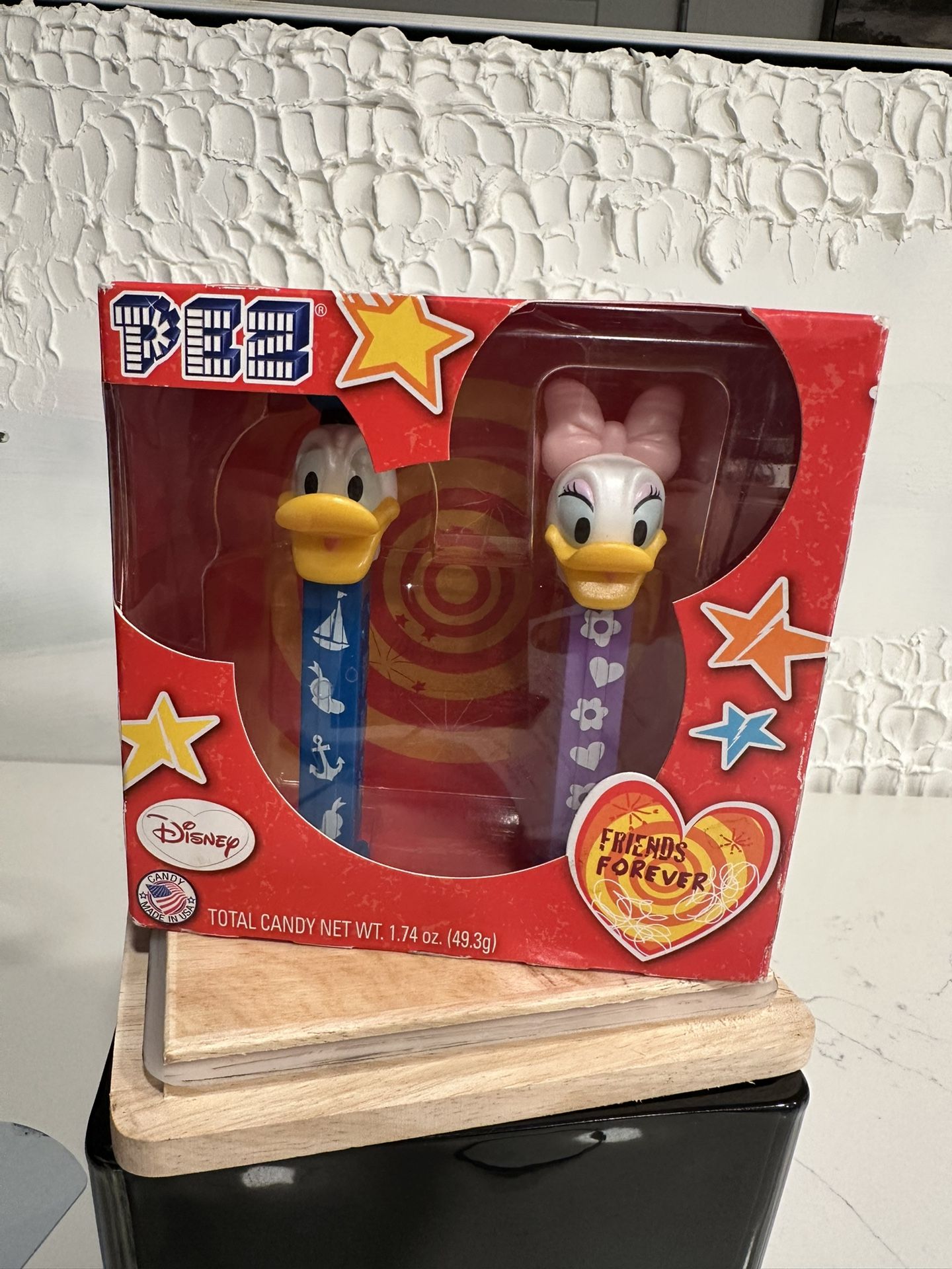 Donald Daisy Duck - Pez Dispensers - VDAY Set (A2)