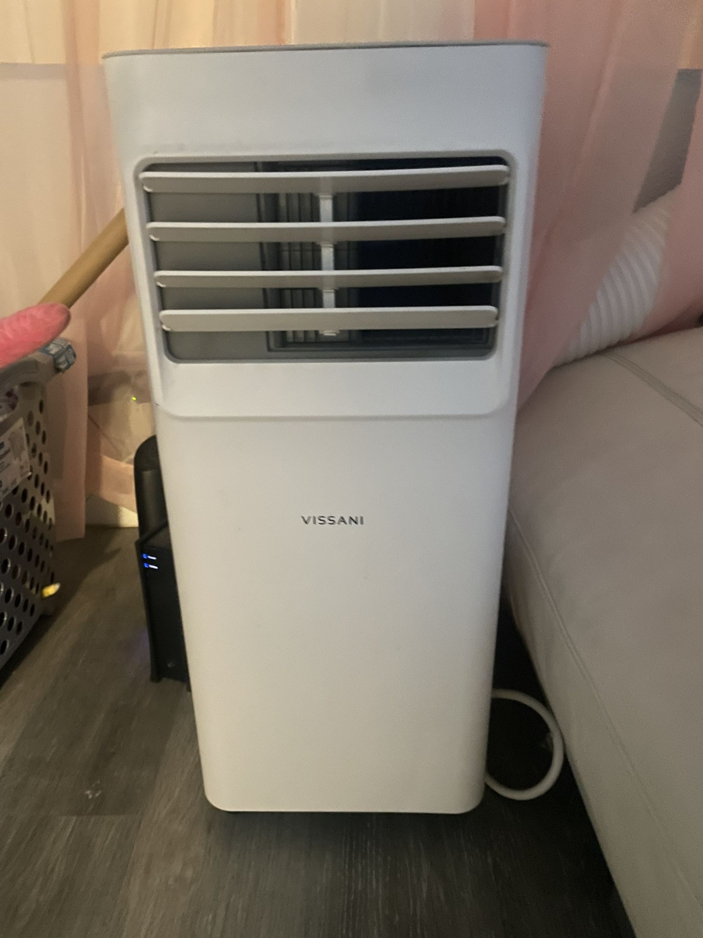 Vissani Portable Air Conditioner 