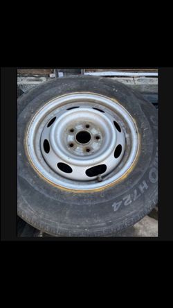1 X 225/70r15 5x4.5 5x114.3 Stock Tacoma Civic Camry Crv rim Wheel Tire!!!!!!!!!
