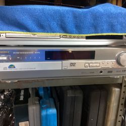 Panasonic SA-HT75 Stereo Reciever CD/DVD Combo