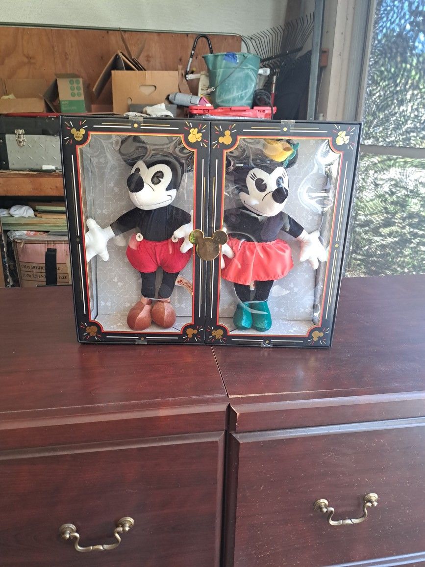 Limited Release Mickey Mouse And Minnie Mouse Collectible Plush Dolls