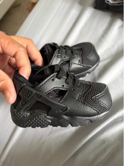 Baby shoes