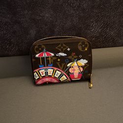 Louis Vuitton Coin Pouch for Sale in New York, NY - OfferUp
