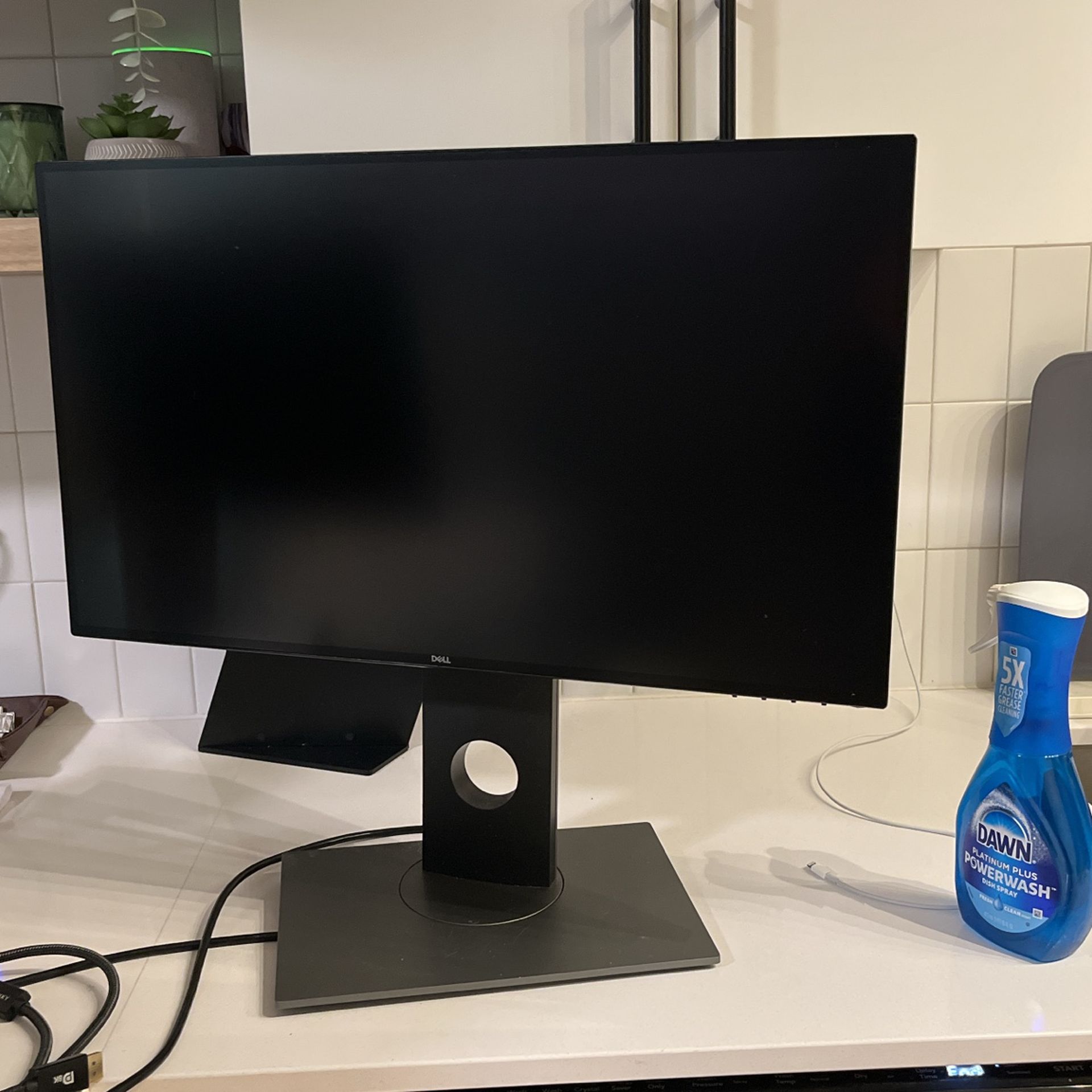 25 Inch Dell Monitor