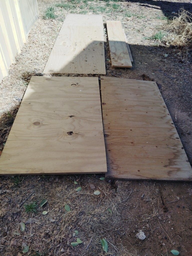 Plywood